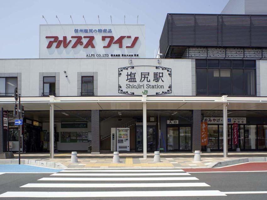 JR塩尻駅