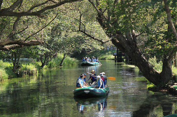 万水川（よろずいがわ）周辺