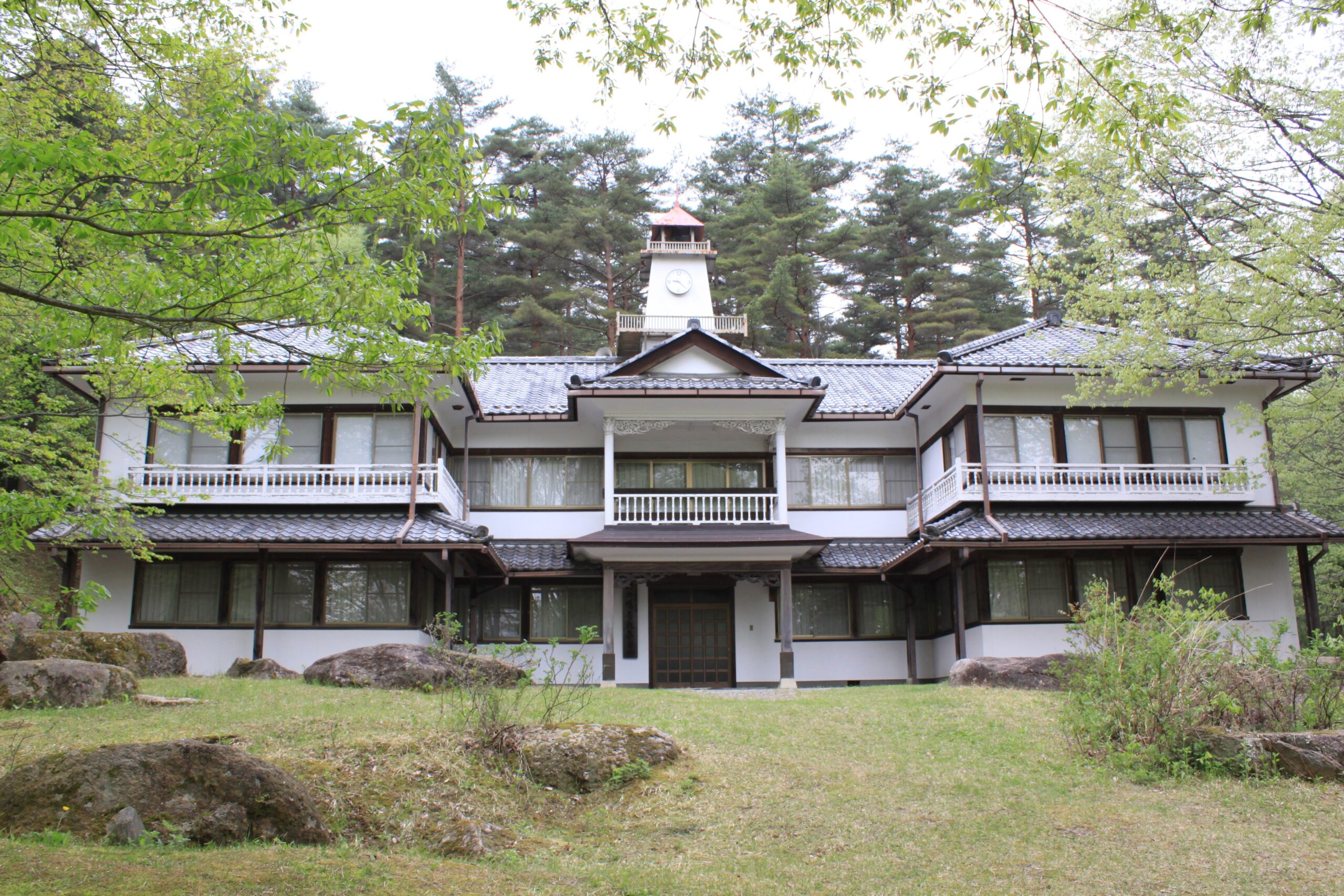 鐘の鳴る丘集会所